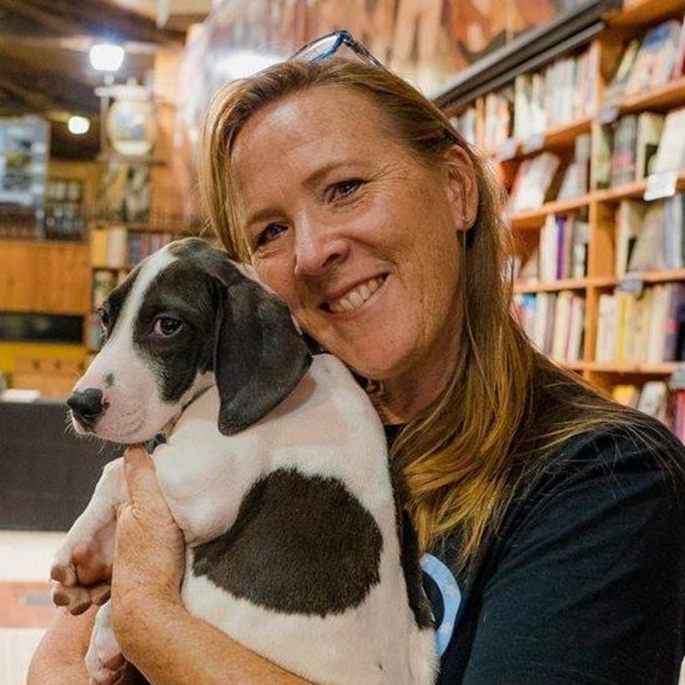 Meet your Posher, Cara